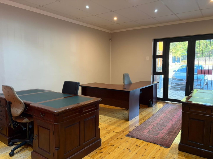 To Let Commercial Property for Rent in Walmer Eastern Cape